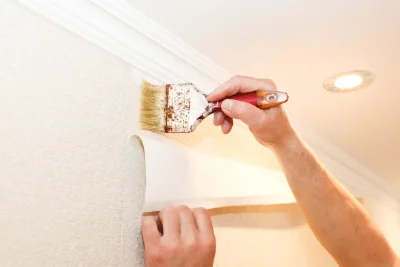 Pose de papier peint à Flamets-Frétils — revêtements muraux et toiles de verre